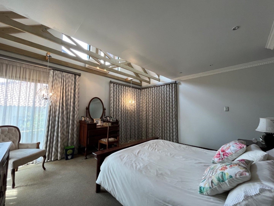 4 Bedroom Property for Sale in Woodland Hills Free State